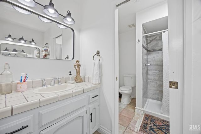 403 Alpine Street, Taft, CA 93268