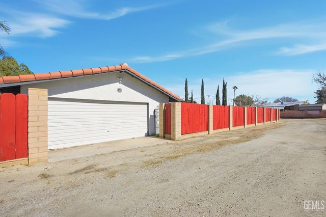 403 Alpine Street, Taft, CA 93268