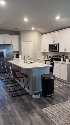 3242 Deckard Drive, Royse City, TX 75189