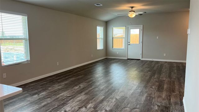 3242 Deckard Drive, Royse City, TX 75189