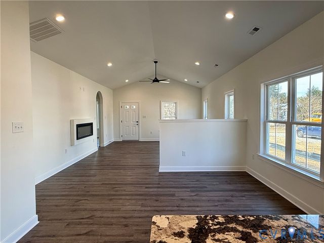 7969 Pennsylvania Ave, West Point, VA 23181