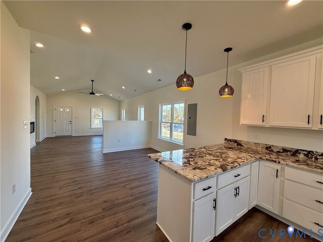 7969 Pennsylvania Ave, West Point, VA 23181