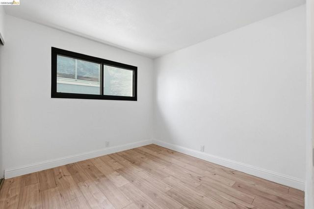 465 Verducci Dr, Daly City, CA 94015