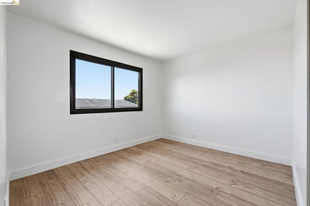 465 Verducci Dr, Daly City, CA 94015