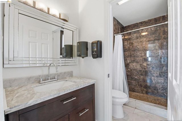 465 Verducci Dr, Daly City, CA 94015