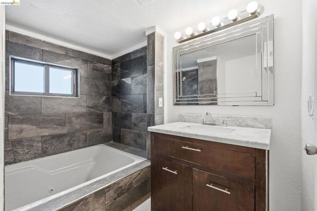 465 Verducci Dr, Daly City, CA 94015