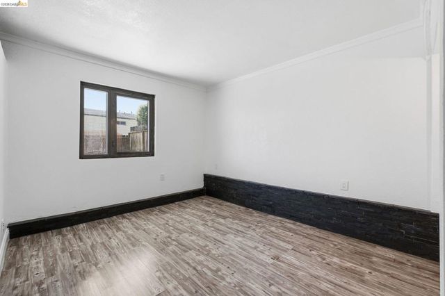 465 Verducci Dr, Daly City, CA 94015