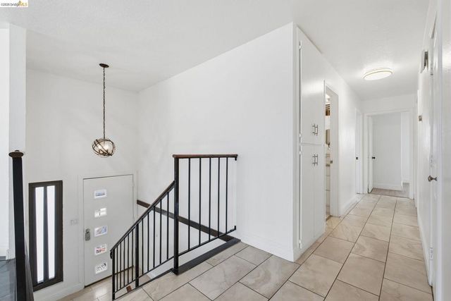 465 Verducci Dr, Daly City, CA 94015