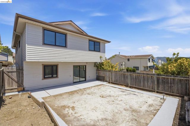 465 Verducci Dr, Daly City, CA 94015