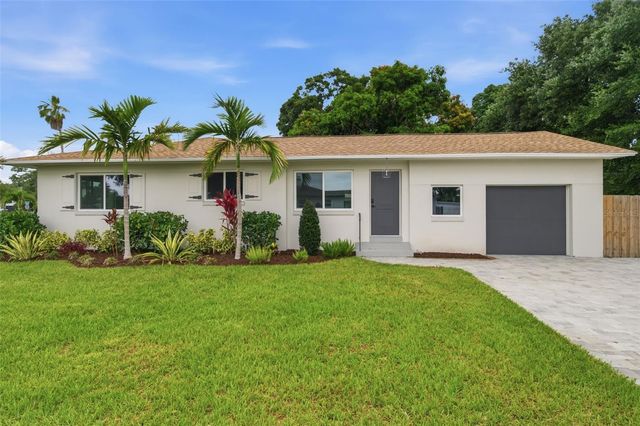 1401 49TH STREET N, St Petersburg, FL 33710