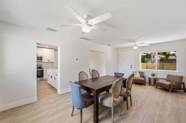 1401 49TH STREET N, St Petersburg, FL 33710