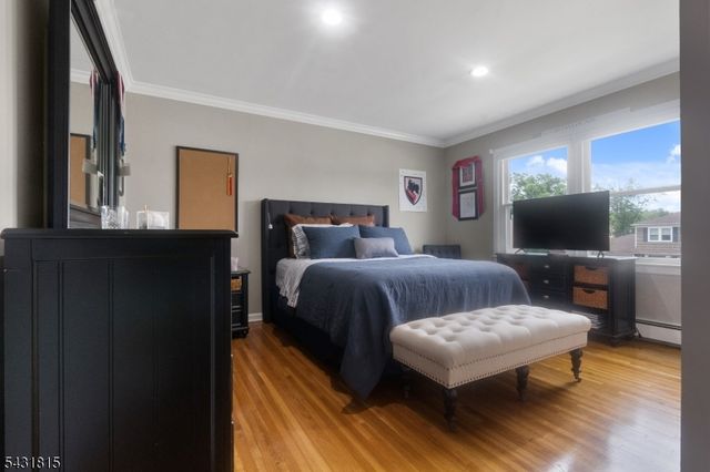16 Trinity Pl, East Hanover Twp., NJ 07936