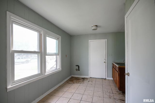 3021 W PROCTOR Street, Peoria, IL 61605