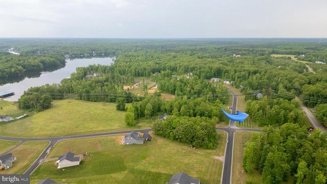 379 FAIRVIEW DR, Mineral, VA 23117