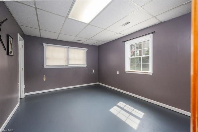 3900 Briarwood Avenue, High Point, NC 27265
