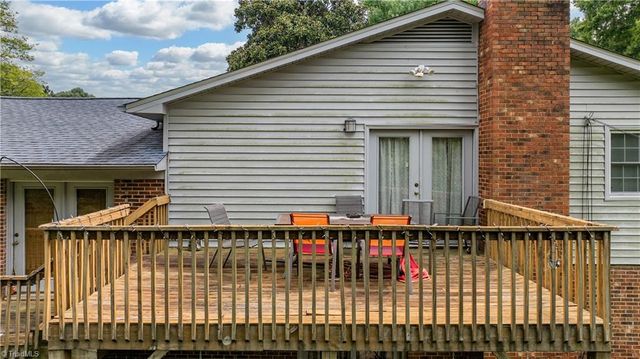 3900 Briarwood Avenue, High Point, NC 27265