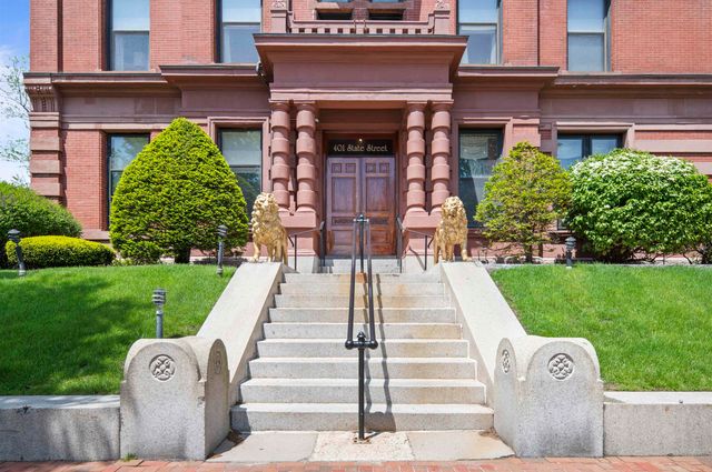 401 State St Unit M301, Portsmouth, NH 03801