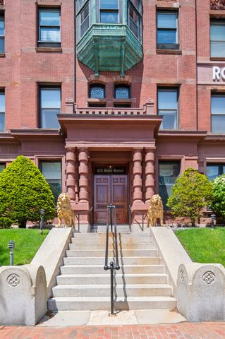 401 State St Unit M301, Portsmouth, NH 03801