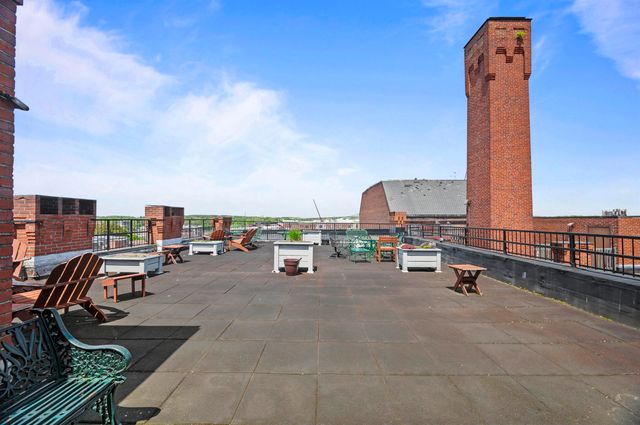 401 State St Unit M301, Portsmouth, NH 03801