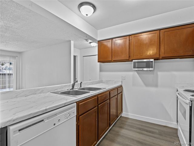 14806 E 2nd Avenue 106G, Aurora, CO 80011