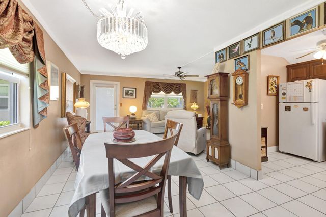 643 Flanders N, Delray Beach, FL 33484