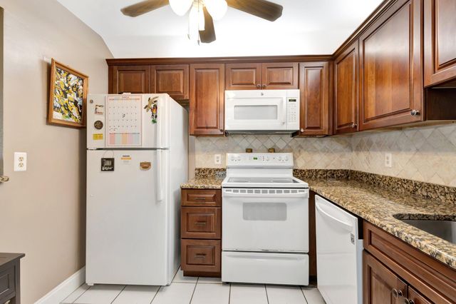 643 Flanders N, Delray Beach, FL 33484