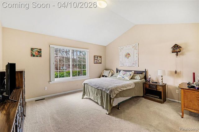 1601 Mallard Pond Drive, Howell, MI 48855