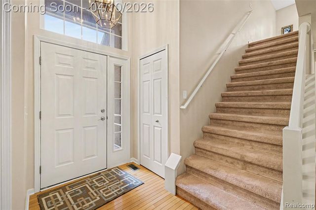 1601 Mallard Pond Drive, Howell, MI 48855