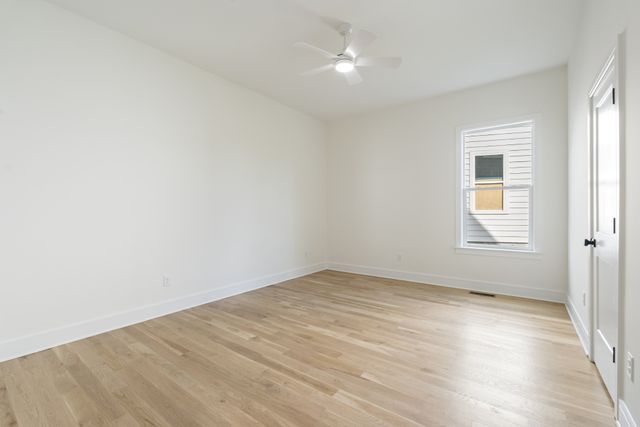 310 McKennell Dr, Nashville, TN 37206