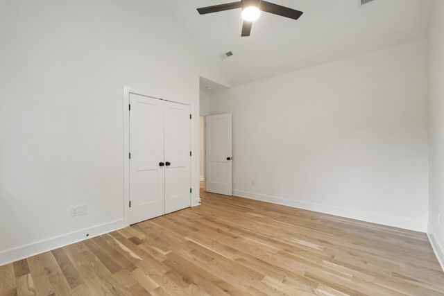 310 McKennell Dr, Nashville, TN 37206