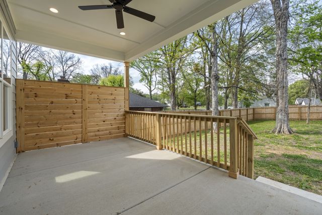 310 McKennell Dr, Nashville, TN 37206