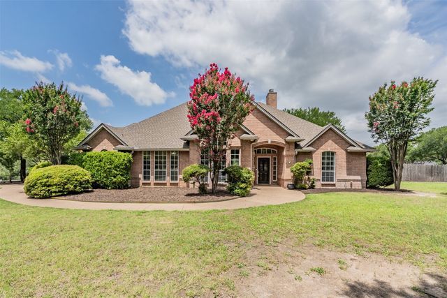 1304 Greenview Drive, Aledo, TX 76008