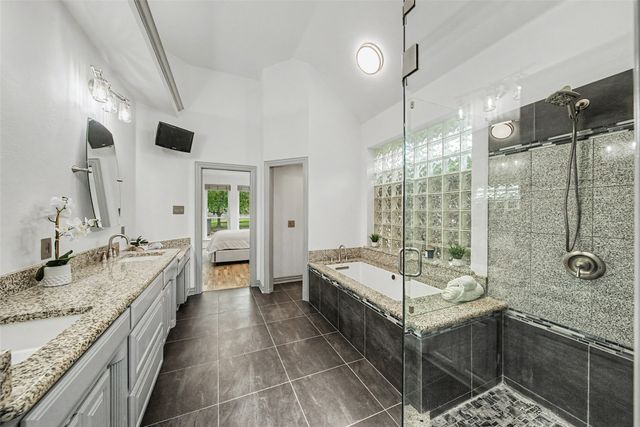 1304 Greenview Drive, Aledo, TX 76008