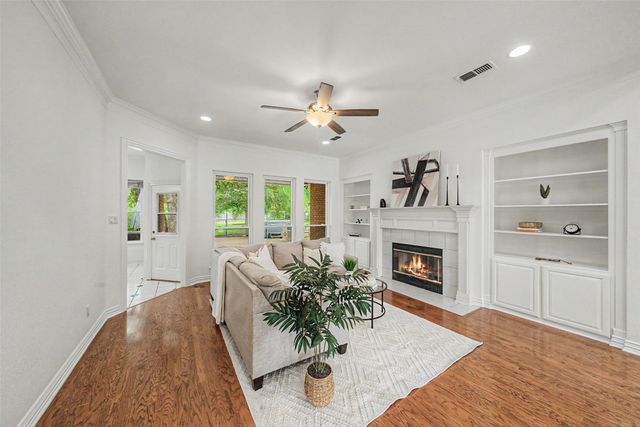 1304 Greenview Drive, Aledo, TX 76008