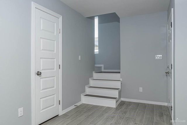 627 E Danielle Avenue, Pharr, TX 78577