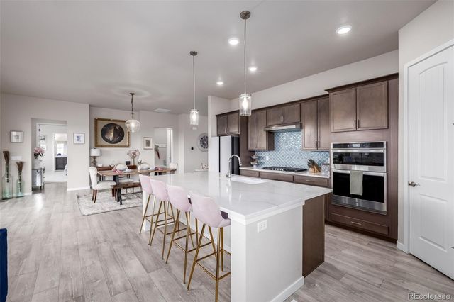 6657 S Kline Way, Littleton, CO 80127