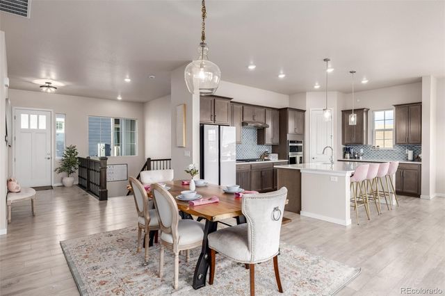 6657 S Kline Way, Littleton, CO 80127