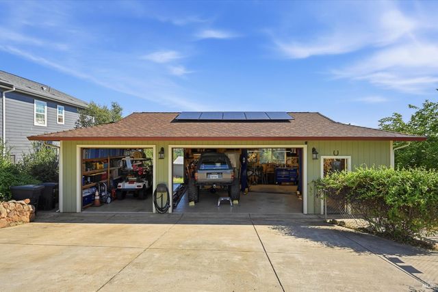 20257 Indian Rock Rd, Hidden Valley Lake, CA 95467