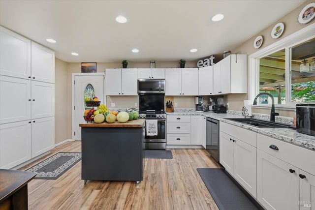 20257 Indian Rock Rd, Hidden Valley Lake, CA 95467