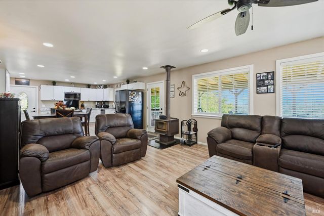 20257 Indian Rock Rd, Hidden Valley Lake, CA 95467