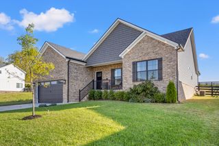 708 Shelburne Way, Nicholasville, KY 40356