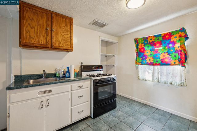 3524 Bissell Ave, Richmond, CA 94805