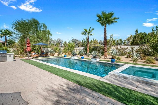 11 Alicante Circle, Rancho Mirage, CA 92270