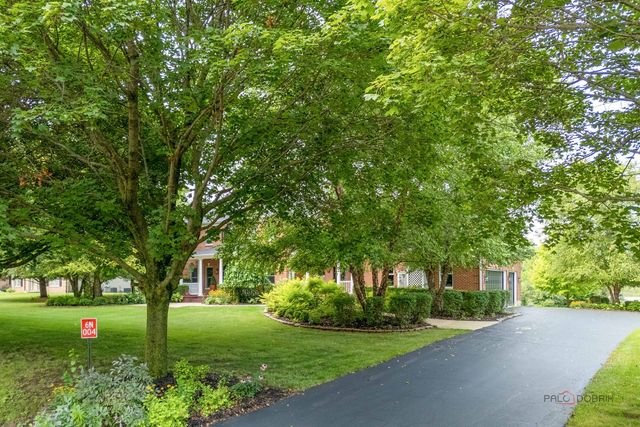 6N004 Westwood Lane, St. Charles, IL 60175