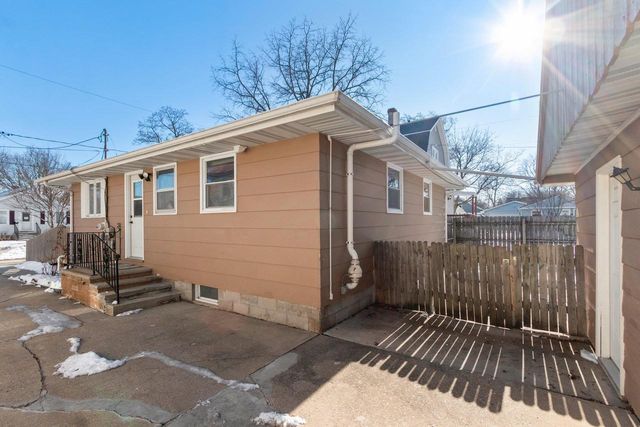 112 YALE STREET, Green Bay, WI 54303