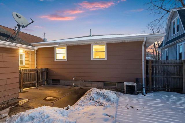 112 YALE STREET, Green Bay, WI 54303