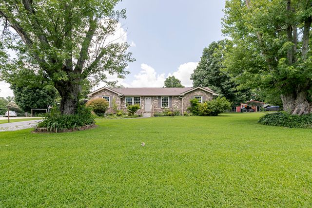 2802 Canterbury Dr, Springfield, TN 37172