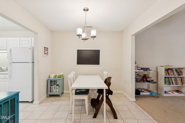 2521 Gordon Glen Court 102, Raleigh, NC 27617