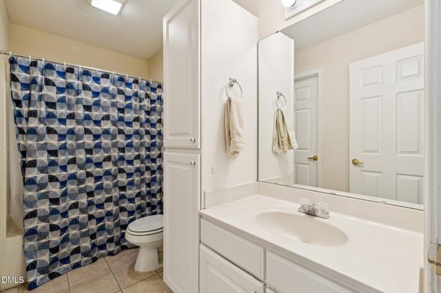 2521 Gordon Glen Court 102, Raleigh, NC 27617