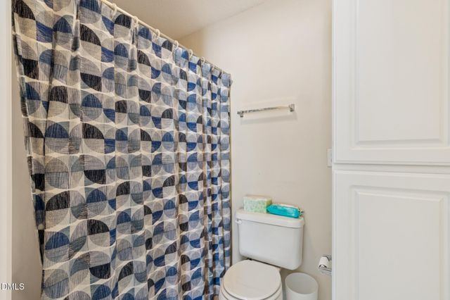 2521 Gordon Glen Court 102, Raleigh, NC 27617